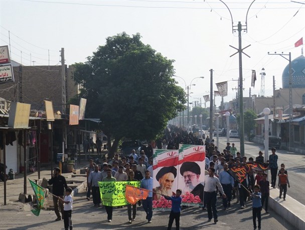 گزارش تصویری همایش پیاده روی خانوادگی به مناسبت هفته دفاع مقدس در عنبرآباد