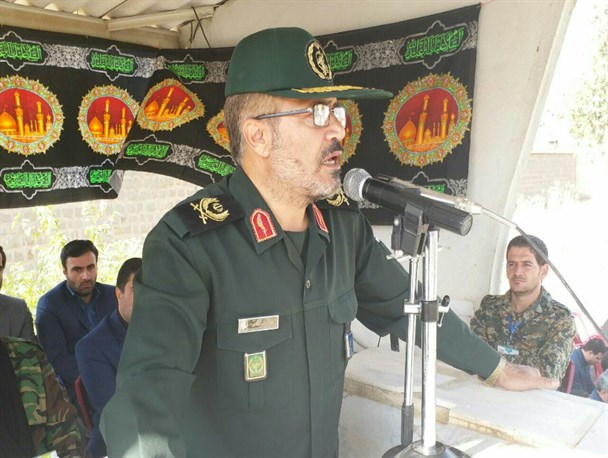 دشمنان با تغییر در شیوه خود هویت و اندیشه جوانان را هدف قرار داده اند