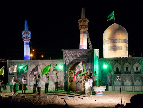 اجرای نمایش میدانی «از حرم تا قدس» در طبس + تصاویر
