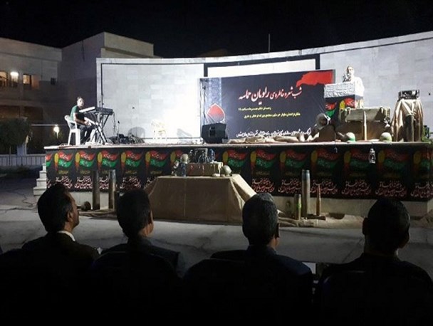 نخبگان هنری شب های خاطره دفاع مقدس را به زبان هنر ماندگار کنند/ از "خویش دریا" اثر خواننده سیستانی رونمایی شد