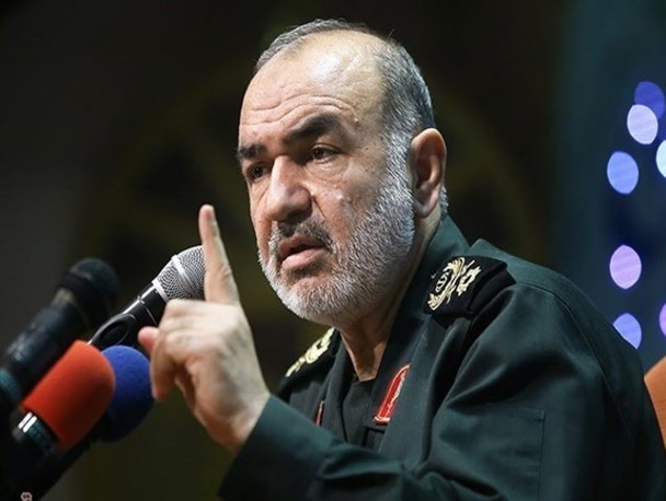 سردار سلامی: از حرکت چهار پشه در بیشه شیران نگران نیستیم/ واکنش ما پشیمان کننده و نابودگر است