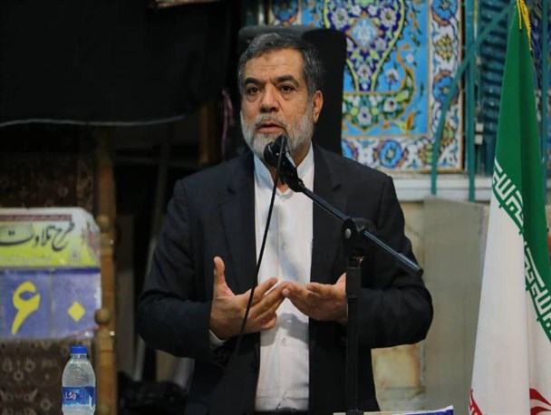 ماحصل بیانیه "گام دوم انقلاب" زمینه‌سازی ظهور است/ امروز همچون زمان جنگ نیازمند کادرسازی برای جبهه انقلاب هستیم