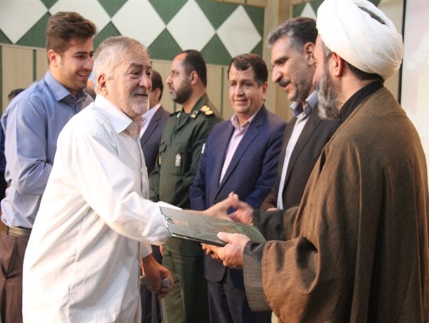 همایش تجلیل از جهاگران و گروههای جهادی بسیج در یزد