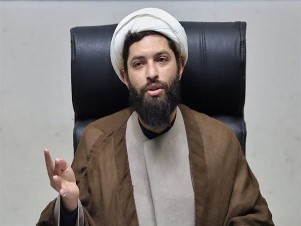 مساجد در ابعاد سیاسی، فرهنگی، اجتماعی و هنری نقش مهمی دارند