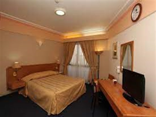 استفاده از ظرفیت اقامتی دستگاه‌ها برای اسکان زائران امام رضا (ع)