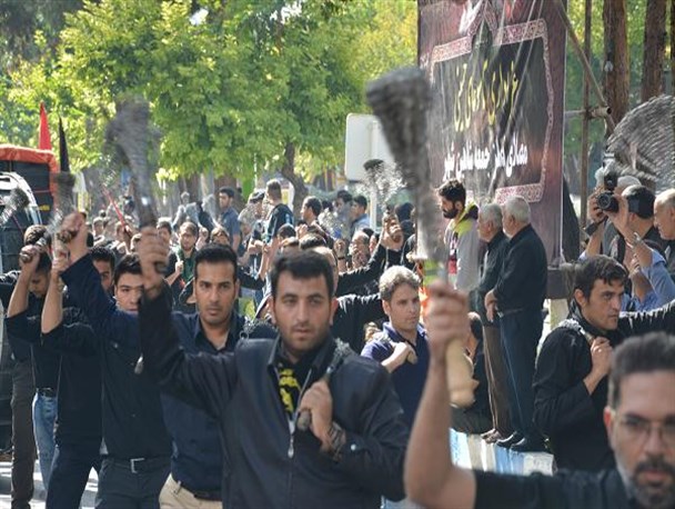 مراسم عزاداری تاسوعای حسینی در شاهین شهر + تصاویر