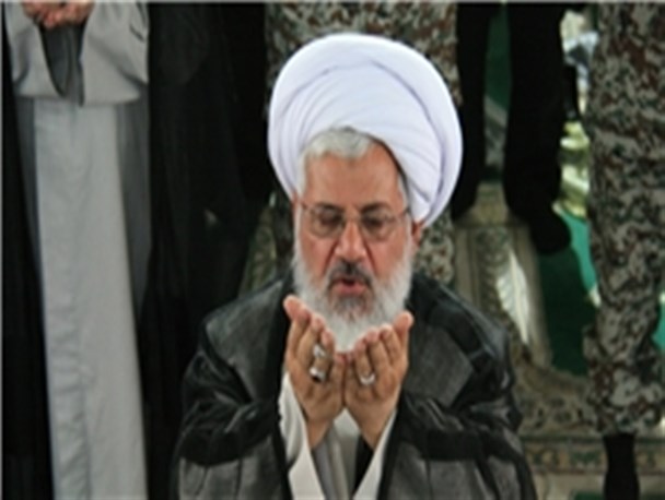 نماز ظهر عاشورا در میدان انقلاب زنجان اقامه می‌شود
