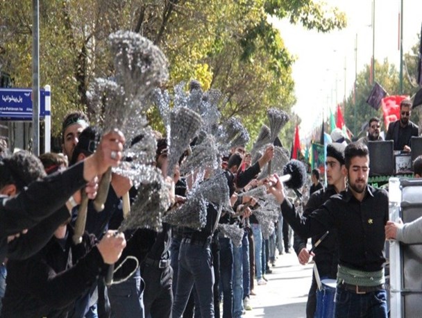 عزاداری باشکوه مردم دارالمومنین همدان در عاشورای حسینی