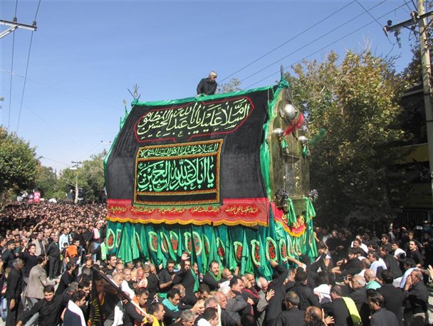 برگزاری آیین نخل گردانی در خمین