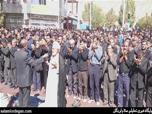 نماز ظهر عاشورا به امامت حجت الاسلام انصاری در لردگان برگزار شد