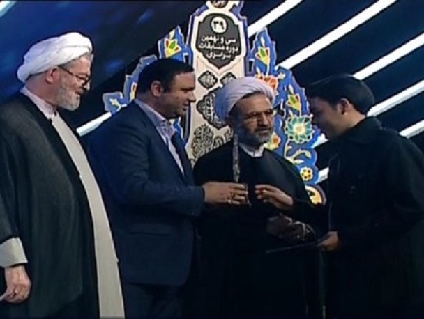 قاری آران و بیدگلی برترین قاری کشور در بخش ترتیل شد
