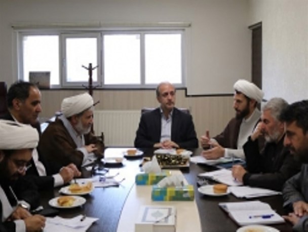 اسرار نماز به صورت علمی برای مخاطبین تبیین می‌شود
