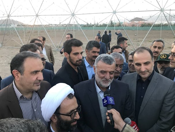 بهره برداری از ۱۴۰۰ هکتار گلخانه در کشور/احداث بزرگ‌ترین دهکده پرورش آبزیان زینتی کشور در محلات