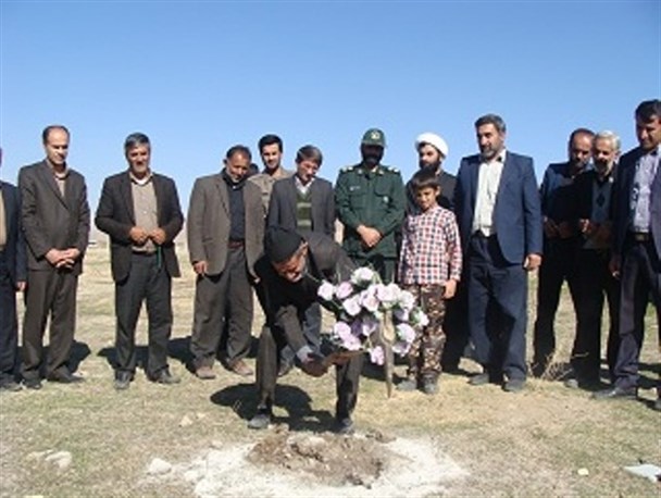مراسم کلنگ زنی سوله صالحین خواهران قلعه افغان خانمیرزا