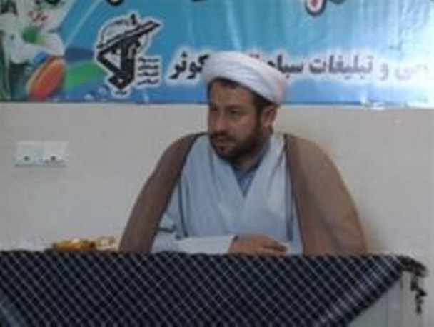 بسیجیان با الگوگیری از رزمندگان در خاکریز مجازی با دشمن مقابله می کنند