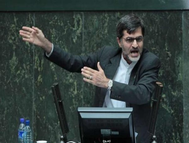 رئیس مجلس خودکامه است/مجلس بی تفاوت به وضعیت معیشتی مردم جایی برای ماندن نیست