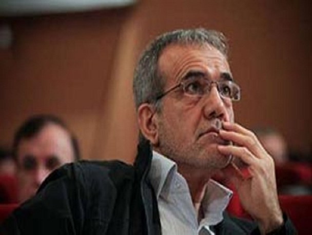 چرا الآن آستانه نفوذ آقای پزشکیان اینقدر لطیف شده است؟!/ کم مانده مدال افتخار بر سینه فتنه گران بزنند!