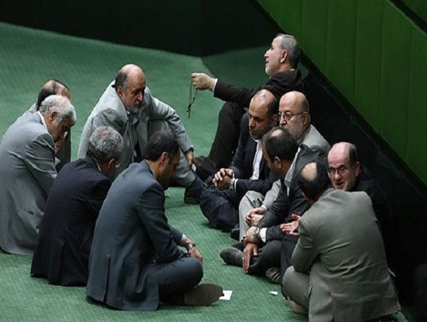 رییس  و دبیر جدید مجمع نمایندگان استان گیلان انتخاب شدند