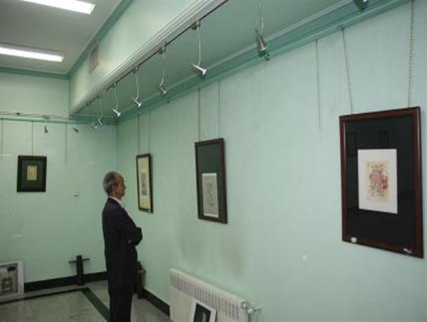 گشایش نمایشگاه انفرادی مینیاتور گل و مرغ در ملایر