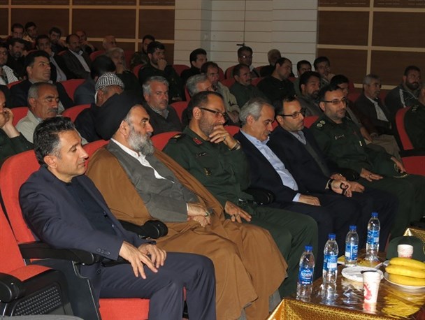 افتتاح 736 طرح اشتغالزایی و 172 پروژه محرومیت زدایی توسط بسیج و سپاه در کردستان