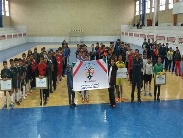 المپیاد ورزشی درون مدرسه ای درسپیدان برگزار شد