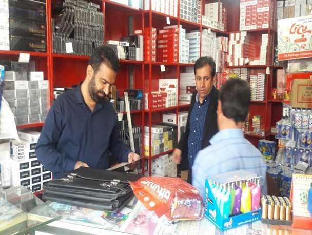 بازرسی از واحدهای عرضه و توزیع دخانیات در بهارستان انجام شد