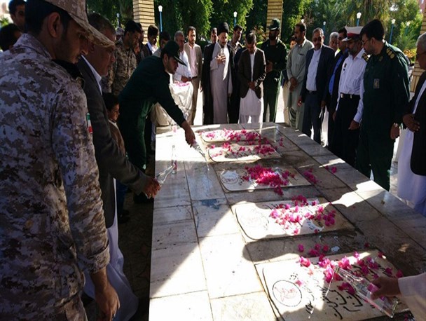 غبارویی مزار شهدای گمنام و تجدید عهد و پیمانی دوباره با آرمان های انقلاب
