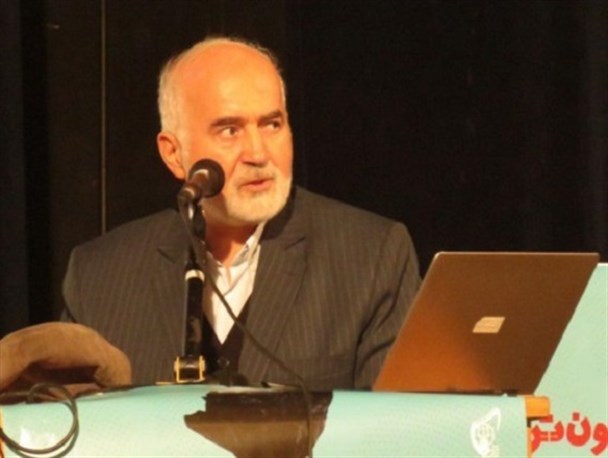 اگر سلطه دلار کم شود آمریکا زمین می خورد/ به وجود آمدن دنیای بدون ترور نیازمند دنیای بدون زورگو است
