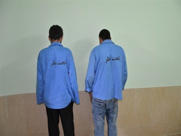 انهدام باند ۴ نفره سارقان قطعات خودرو توسط پلیس سیرجان