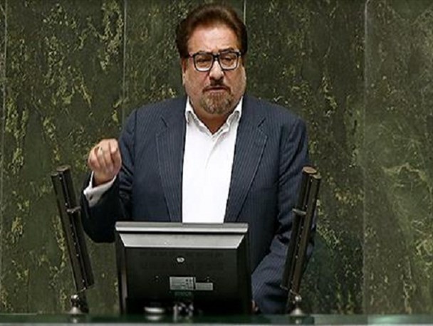 وزیر صمت معتقد است شاید دولت نتواند جلوی گرانی کالاها پس از سهمیه‌بندی بنزین را بگیرد