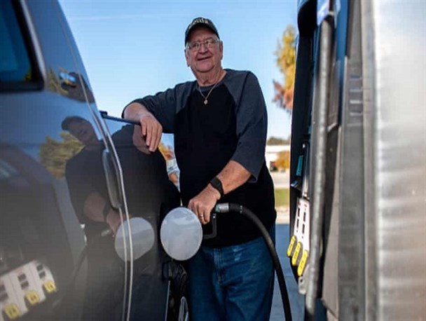 تورم، خطری که کنگره آمریکا را تهدید می‌کند/ شکایت آمریکایی‌ها از بحرانِ بزرگِ مواد غذایی و بنزین