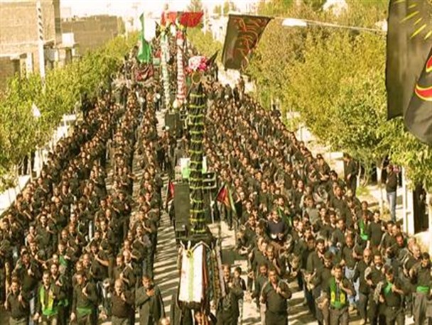تجمع بزرگ هیات های مذهبی مهردشت ابرکوه در اربعین حسینی