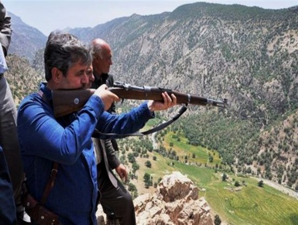 هیجانی منسوخ در متینگ انتخاباتی آقای نماینده