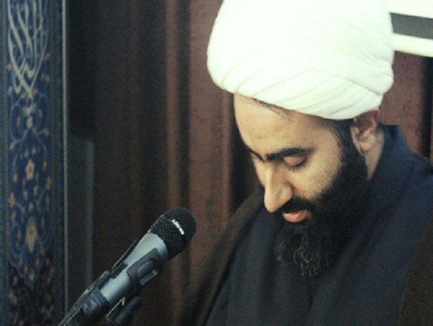 امام جمعه موقت شهرستان هفتکل برای انتخابات مجلس خبرگان رهبری نام نویسی کرد