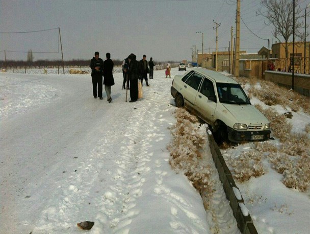 رانندگان مراقب ۶ نقطه حادثه خیز محورهای مواصلاتی نقده باشند