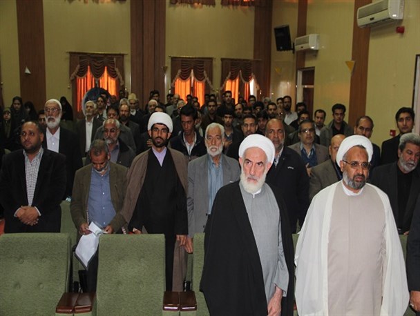 گزارش تصویری/ تجلیل از خانواده شهدای مدافع اسلام در زاهدان