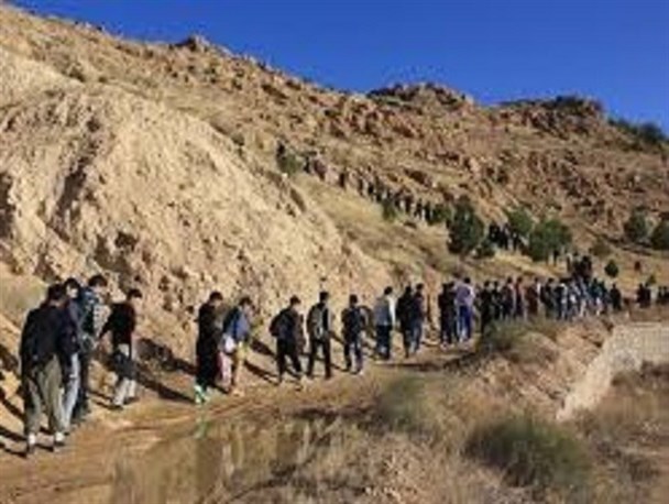 ماهدشتی ها به قله"جارو "صعود می کنند