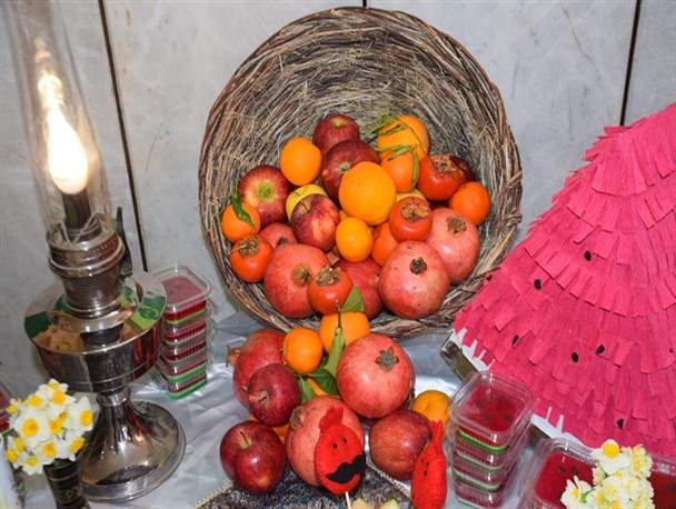 برگزاری آیین آشنایی با سنت‌های شب یلدا از دریچه دوربین