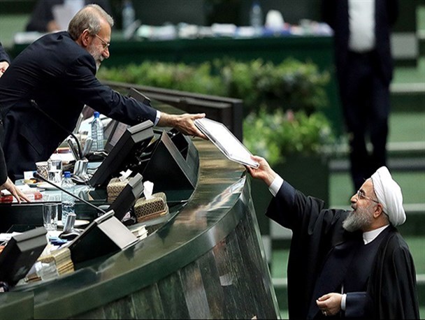 بی کلاه ماندن سر زنان در لایحه بودجه ۹۷/ وعده هایی که محقق نمی شوند