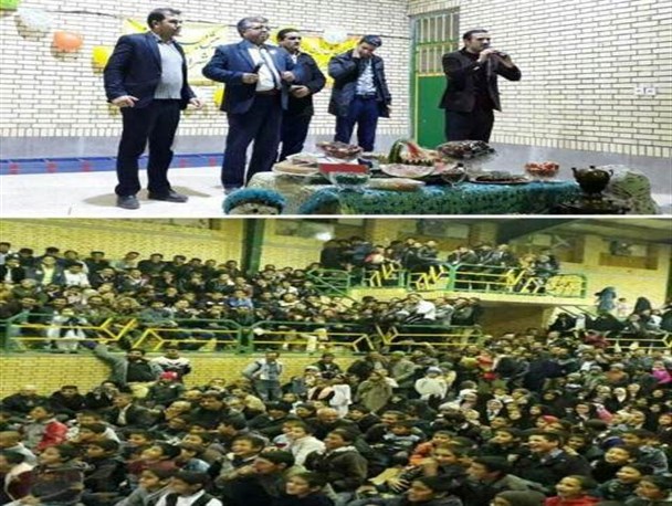 استقبال بی نظیر مردم از گروه فرهنگی هنری نبوت فردوس در خارج شهرستان