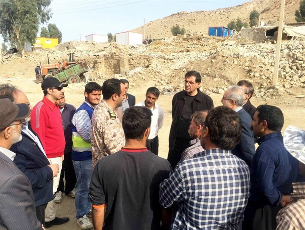 اسکان موقت زلزله زدگان در ۱۱ روستای کرمانشاه توسط سپاه لرستان رو به اتمام است