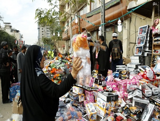 گران فروشی در بازارهای اطراف حرم مطهر رضوی بیداد می‌کند