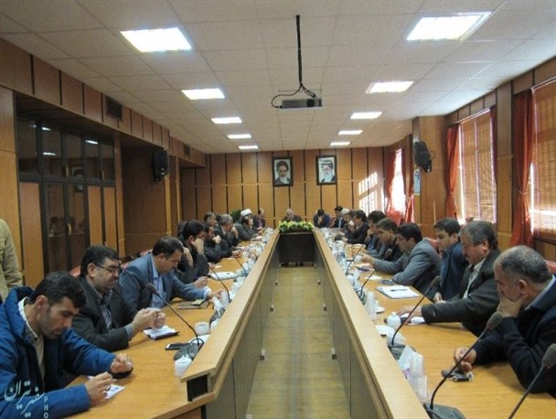 ضرورت ایجاد تنوع در برنامه های انقلابی/ مسئولان برای گرامیداشت حماسه ۹ دی سنگ تمام بگذارند