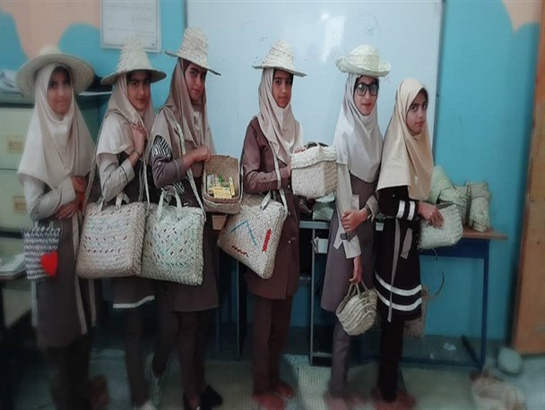 کلاس رایگان صنایع دستی جایگزین دروس پر هزینه فنی