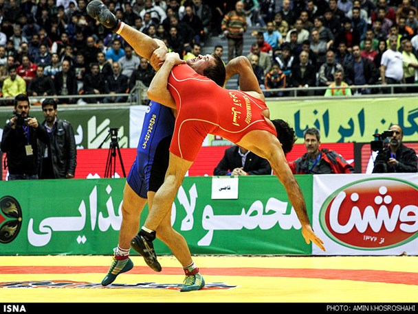 کدام ملی‌پوشان در جام تختی کشتی می‌گیرند؟