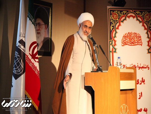 نماز‌گذاران فریادرس مستضعفین/ نماز لازمه دنیای آشفته امروز است