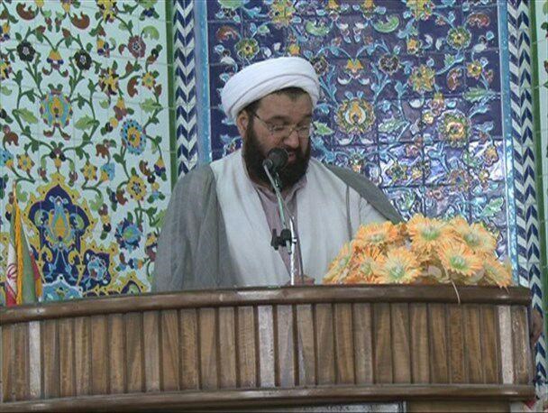 مواظب خدعه دشمنان در انتخابات باشیم/ مرذم به کاندیدای مومن و دلسوز رای دهند