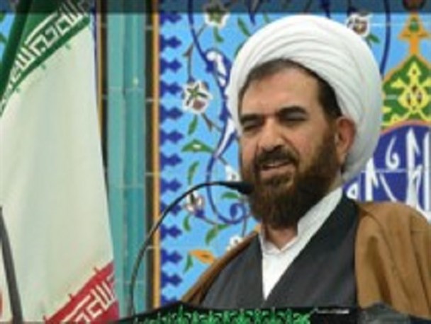 خطر منافقین بیشتر از کفار است/ آغاز بهمن یادآور روزهای پرحرارت نهضت پیروزمندانه انقلاب اسلامی است
