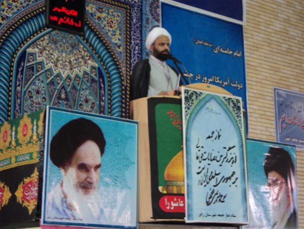 به برکت انقلاب ابر قدرت ها در مقابل ایران با صلابت زانو زدنند