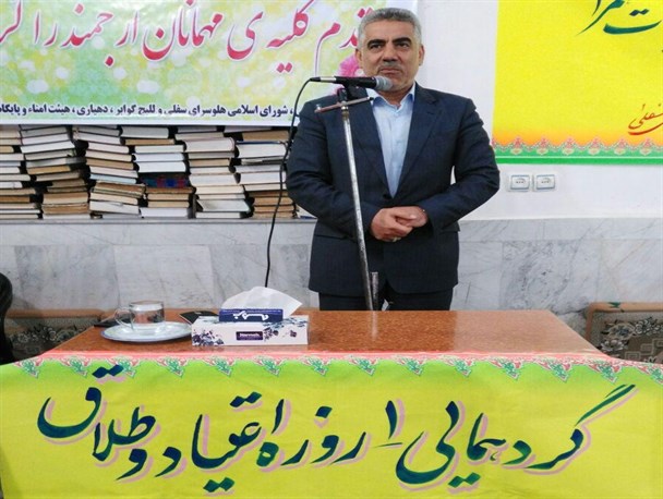 الگوی جوانان ما شهدایی هستند که از جان خود گذشتند تا این کشور و انقلابش پابرجا بماند